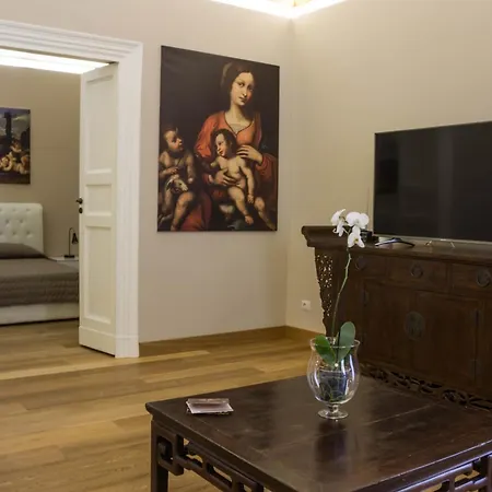 Duca Di Sarro Le Apartment *