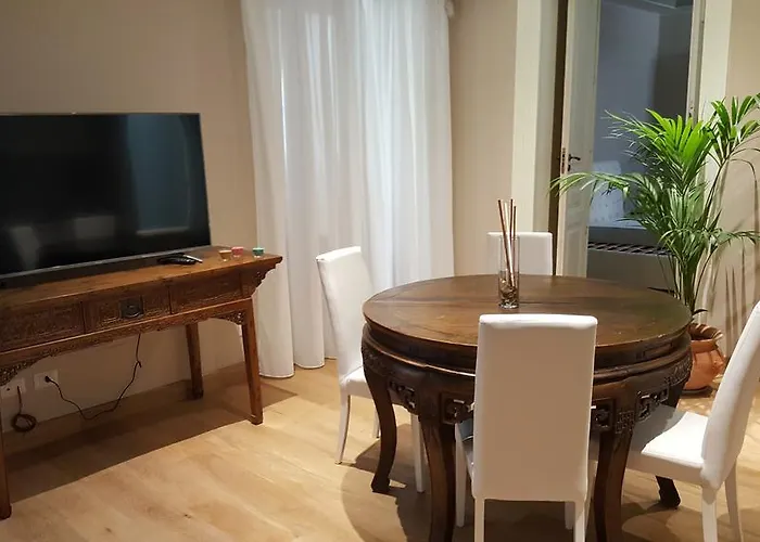 아파트 Duca Di Sarro Le 카타니아