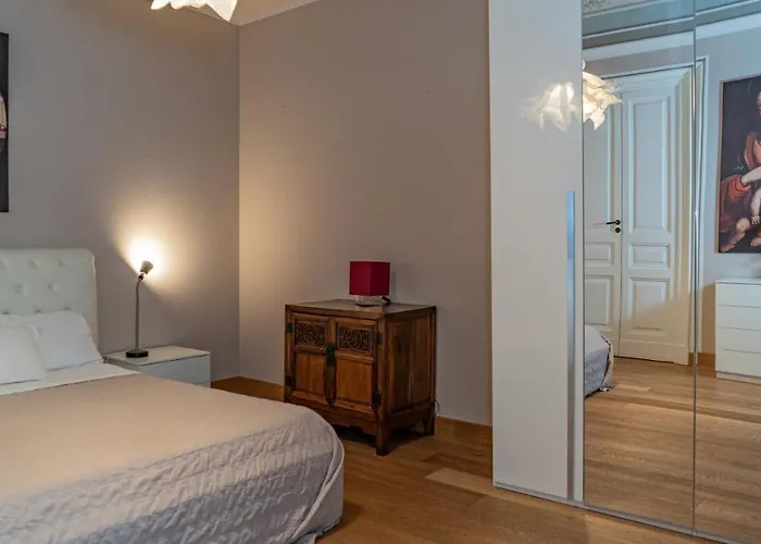 Duca Di Sarro Le 아파트